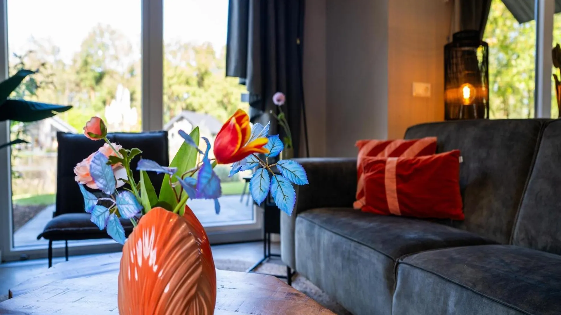 Holiday home Beautiful Lodge With A Nice Terrace, Located In A Holiday Park In Brabant Oirschot